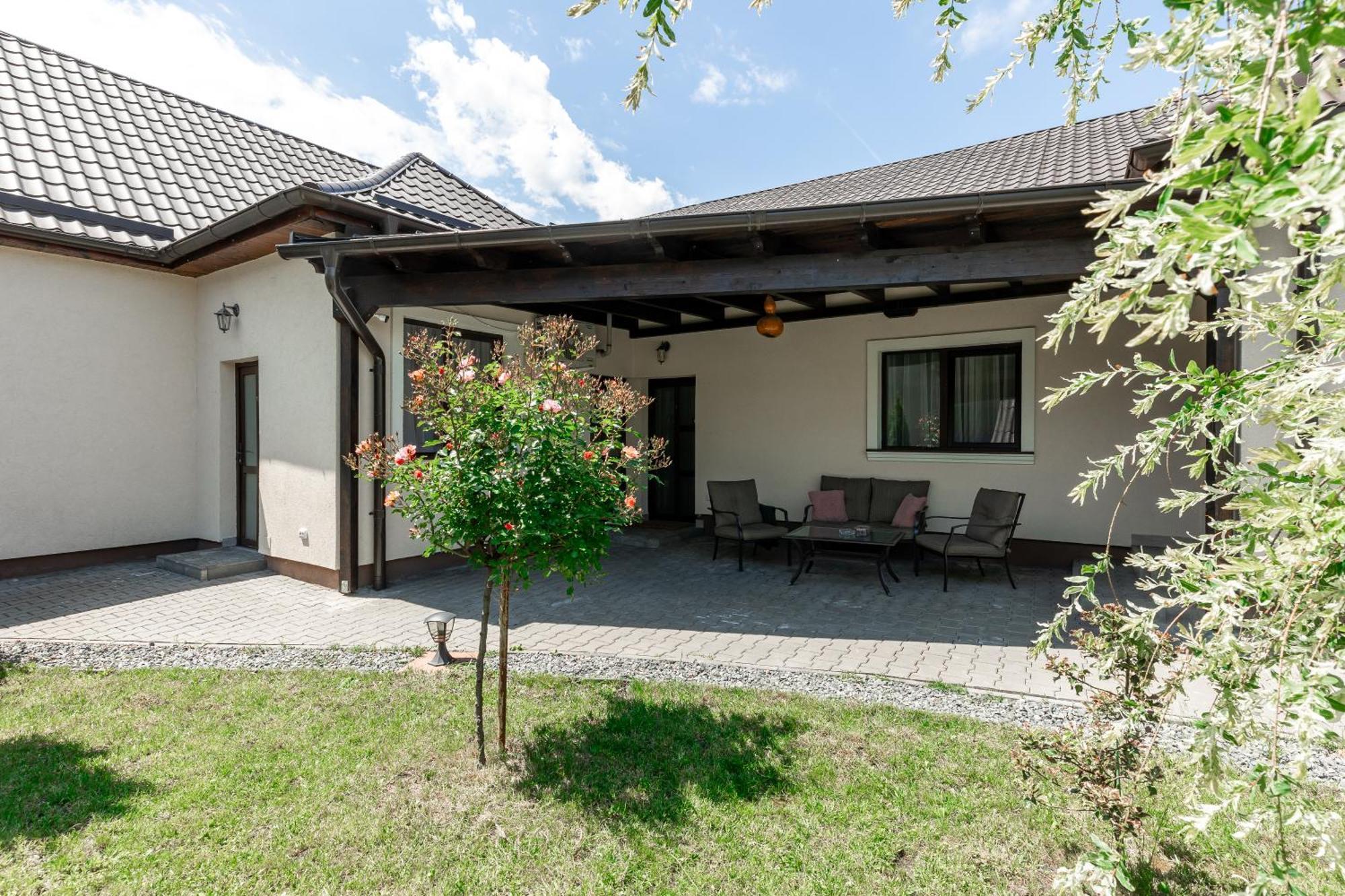 Salt Orchid Apartments 투르다 외부 사진